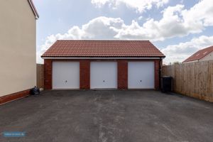Garage/Parking- click for photo gallery